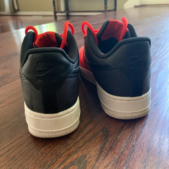 Mens Air Force 1 ‘07 “Habanero Red” - Picture 5 of 7